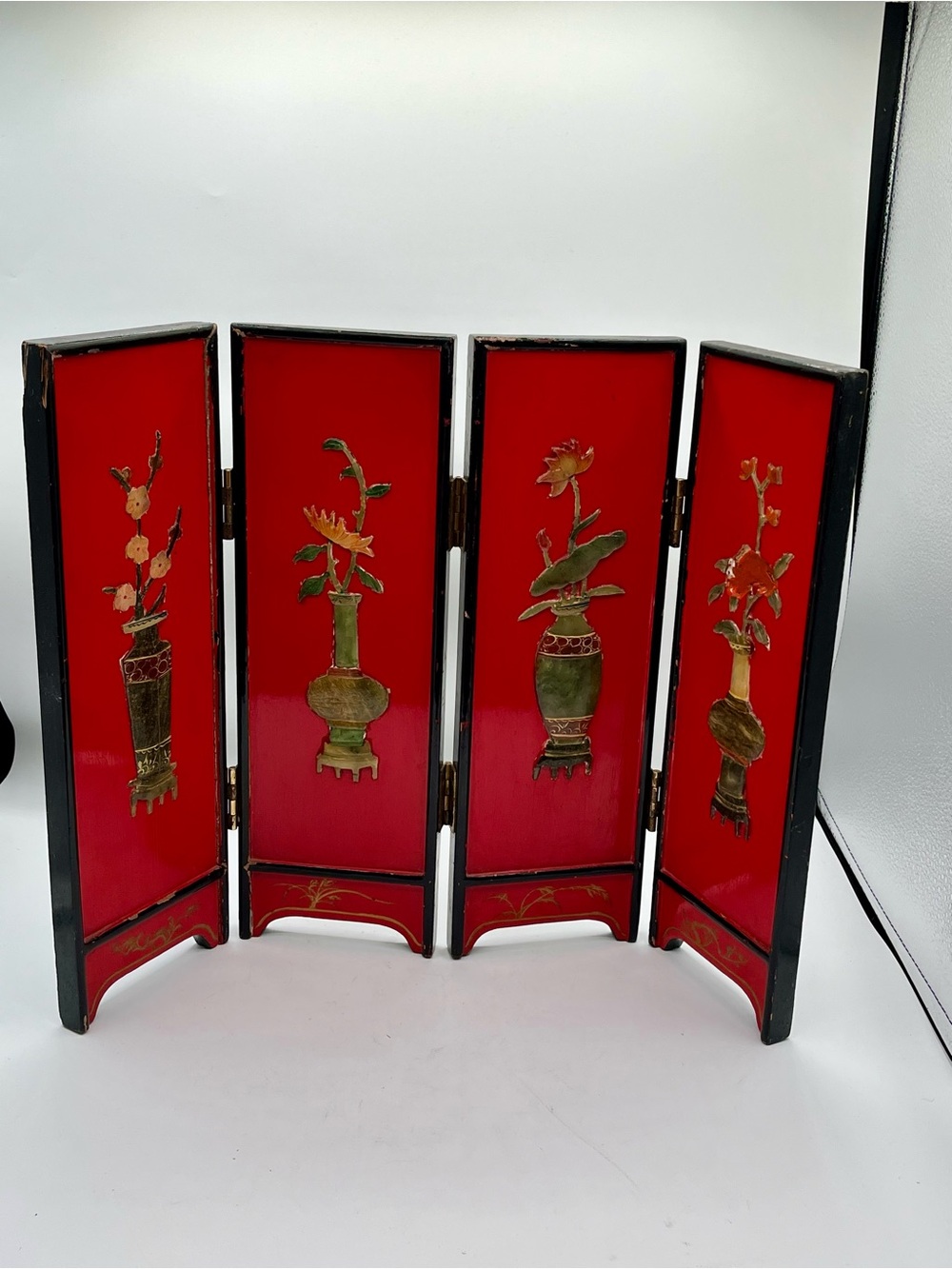 Vintage Four Panels Tabletop Folding Screen Red Lacquer And Carved Stone